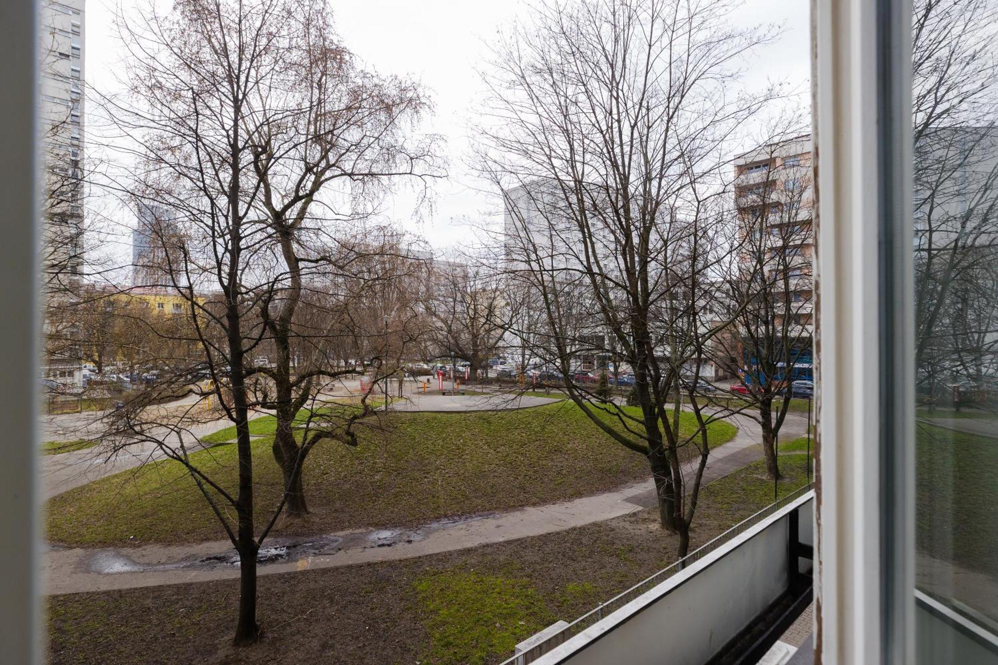 Unitapartament Short Rent In By Metro Station Rondo Onz With 3bedrooms 22 * Warszawa