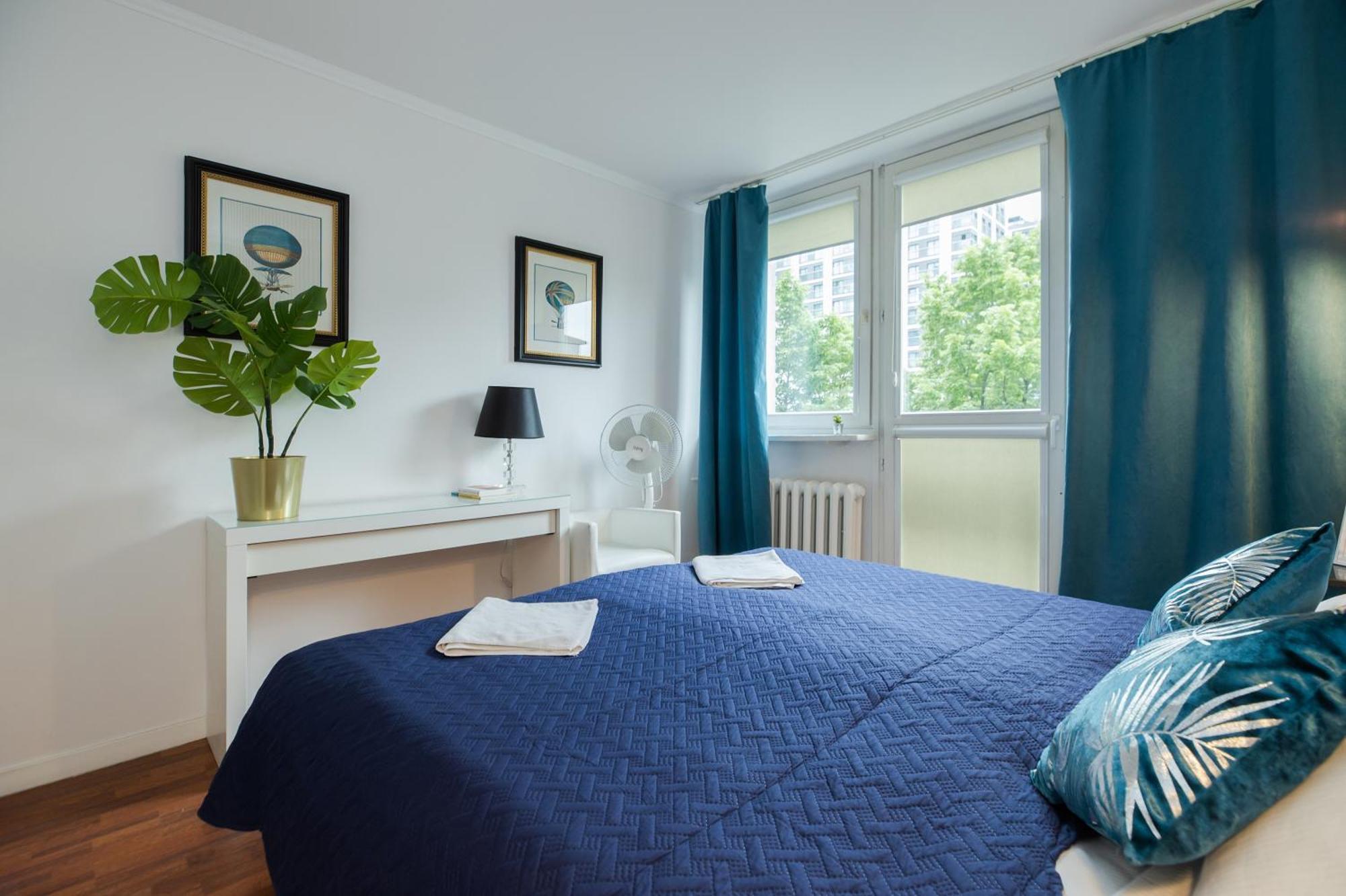 Apartament Unitapartament Short Rent In By Metro Station Rondo Onz With 3bedrooms 22 Warszawa